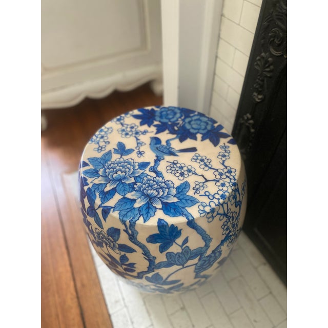 Super stylish extra seating. Blue and white chinoiserie appeal. This ottoman is a wonderful accent.