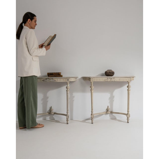 19th Century France Louis XVI Antique White Wood Console Table For Sale - Image 4 of 11