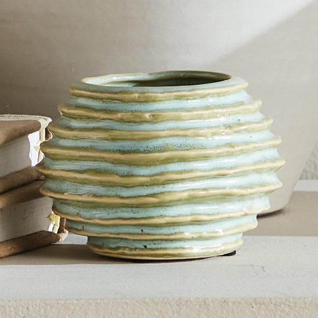 Kenneth Ludwig Chicago Avani Pot Small For Sale - Image 4 of 4