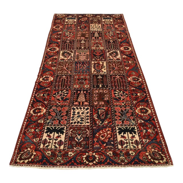 Bakhtiari Rug 5'3'' X 9'11'' Multicolor Wool Semi-Antique Hand-Knotted Carpet For Sale