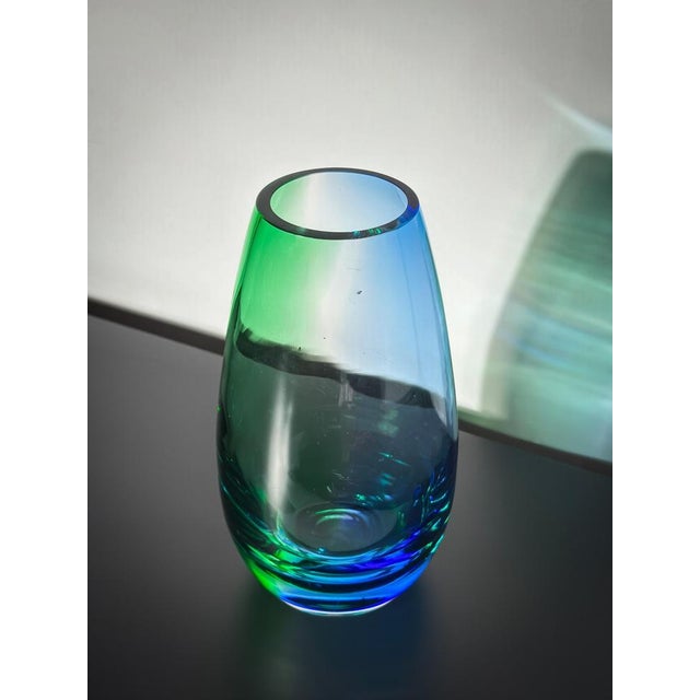 Blue and Green Aurora Borealis Style Glass Teardrop Vase, 1990s For Sale - Image 9 of 10