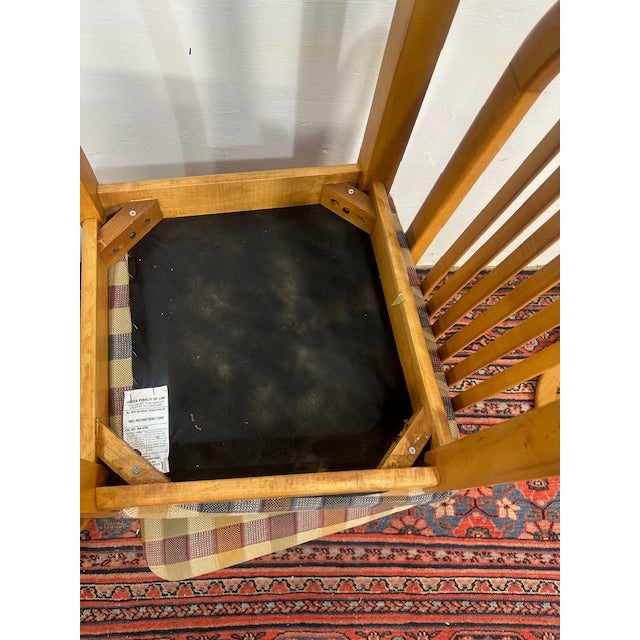 Wood 1980s Set of 5 Saloom Arch Back Plaid Upholstered Chairs For Sale - Image 7 of 8