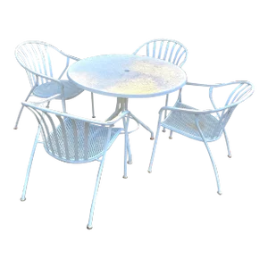 Vintage Woodard Wrought Iron Table and Chairs