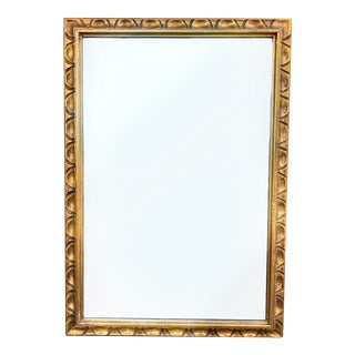 20th Century Vintage Traditional Carved Scalloped Gilt Rectangular Wall Mirror For Sale