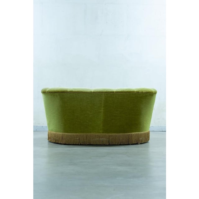 Vintage Banana Sofa in Velour For Sale - Image 4 of 7
