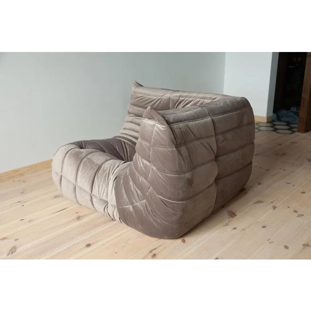 Elephant Grey Velvet Togo Corner Chair by Michel Ducaroy for Ligne Roset For Sale - Image 3 of 4