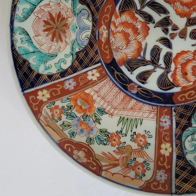 Japanese Hand-Painted Japanese Imari Porcelain Plate, 10-Inch For Sale - Image 3 of 5