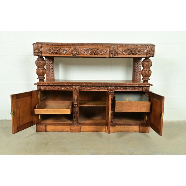 Late 19th Century R. J. Horner Style Renaissance Revival Carved Oak Sideboard or Bar Cabinet, Circa 1890s For Sale - Image 5 of 17