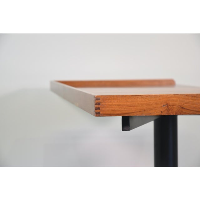 Rare and important Stadera desk designed by Franco Albini for the Poggi factory in 1959. Model 840. Made of fine wood for...