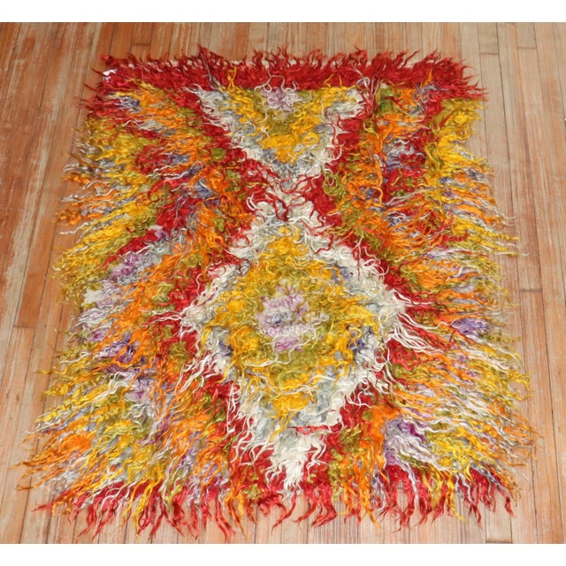 Vintage Turkish Shag Rug from the late 20th century Details rug no. 30320 size 3' 5" x 4' 4" (104 x 132 cm)