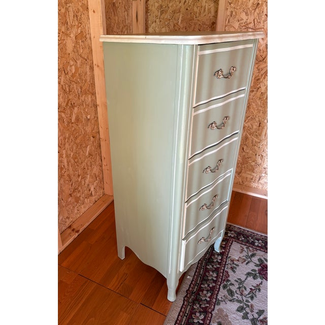 French Provincial 1980s Green French Provincial Lingerie Chest For Sale - Image 3 of 9