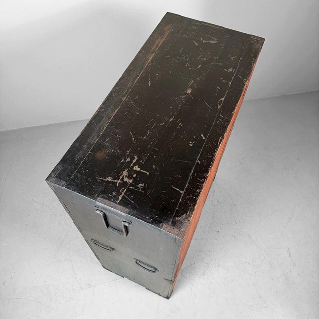 Large Japanese Antique Tansu Chest of Drawers, 1900s For Sale - Image 18 of 18