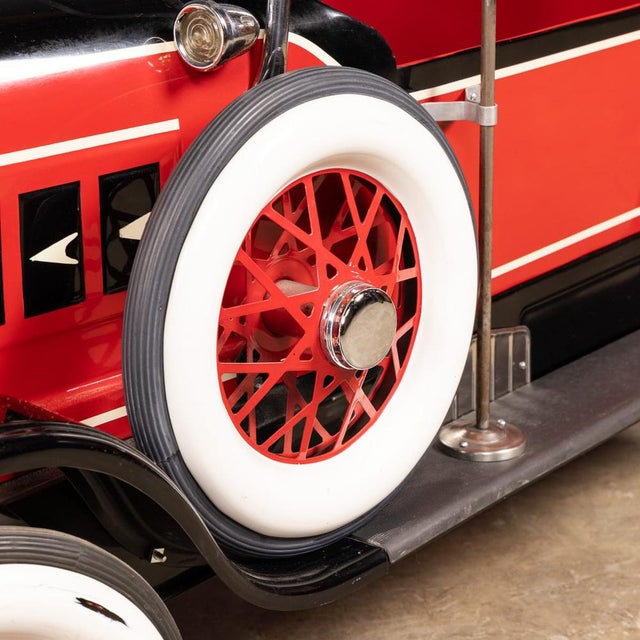 Vintage American Packard Two Seat Pedal Model Car, 1932 For Sale - Image 15 of 18