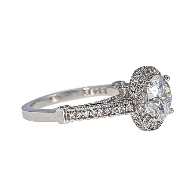 Contemporary Stardust 18kw Halo Engagement Ring With Cz Center, Size 7 For Sale - Image 3 of 8