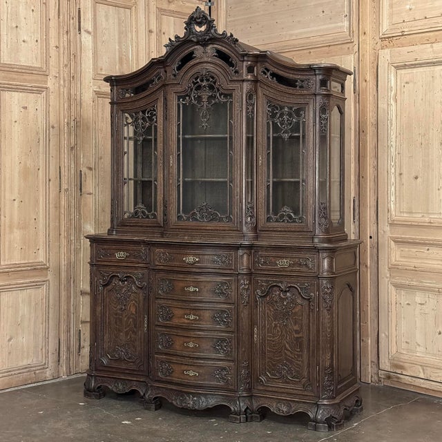 19th Century Country French Régence Liégeois Oak China Buffet For Sale - Image 4 of 18