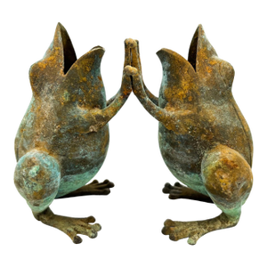 Vintage Metal Verdigris Frogs “Patty Cake” Figurines – Whimsical Garden Sculptures – Hollywood Regency / Organic Modern