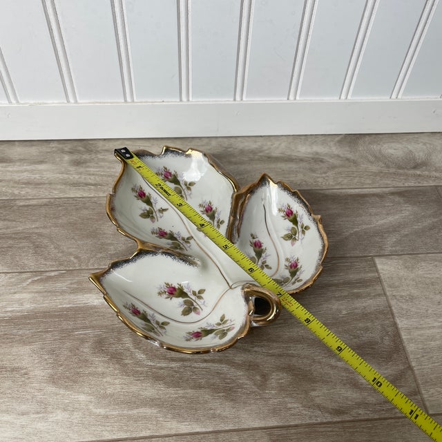 Mid-Century Modern 1950s Napco Japan Moss Rose Porcelain Divided Leaf Dish Gold Gilt For Sale - Image 3 of 7
