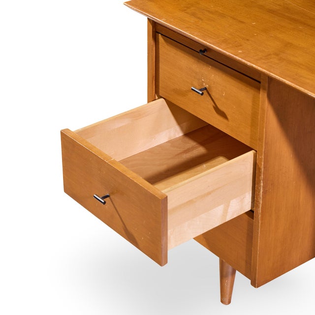 Brown Paul McCobb for Winchendon Mid Century Maple Double Pedestal Desk With T Pulls For Sale - Image 8 of 11