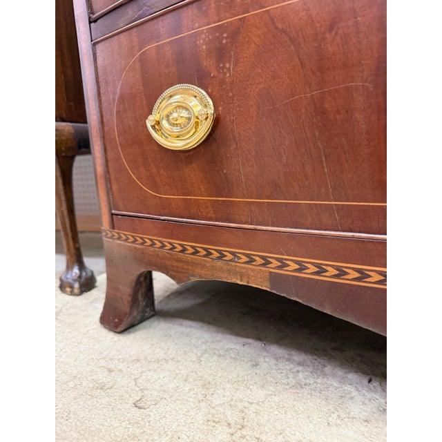 American 1800-1810 Bowfront Chest of Drawers. For Sale - Image 10 of 10