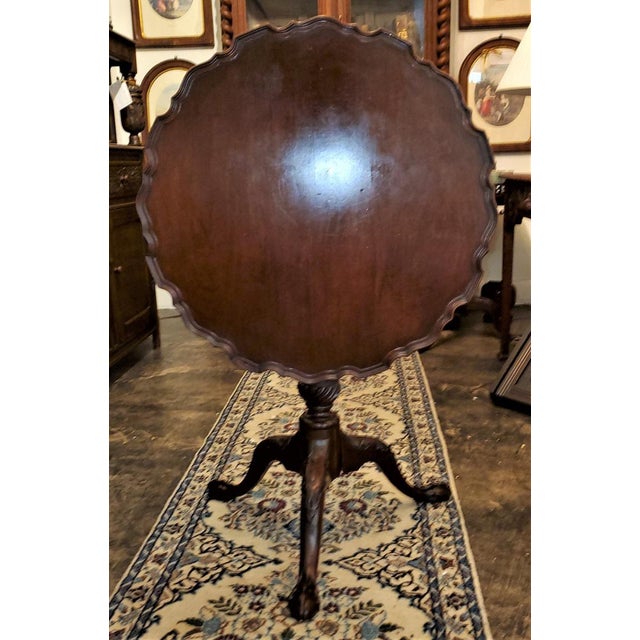 Style Edison Institute Mahogany Pie Crust TiltTop Table