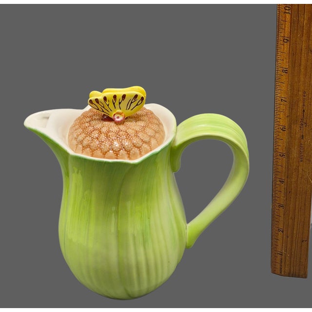 Late 20th Century Vintage Italian Ceramic Green Tulip Shaped Leaf Butterflies Demi Tasse Nine-Piece Espresso Set For Sale - Image 5 of 10