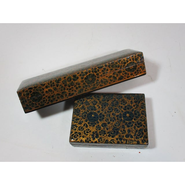 1990s Vintage Kashmir Handmade and Hand-Painted Lacquered Boxes, Set of 2 For Sale - Image 5 of 7