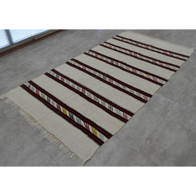 Vintage Natural Stripe Turkish Cotton Kilim Rug - 4′3″ × 8′ For Sale - Image 4 of 9