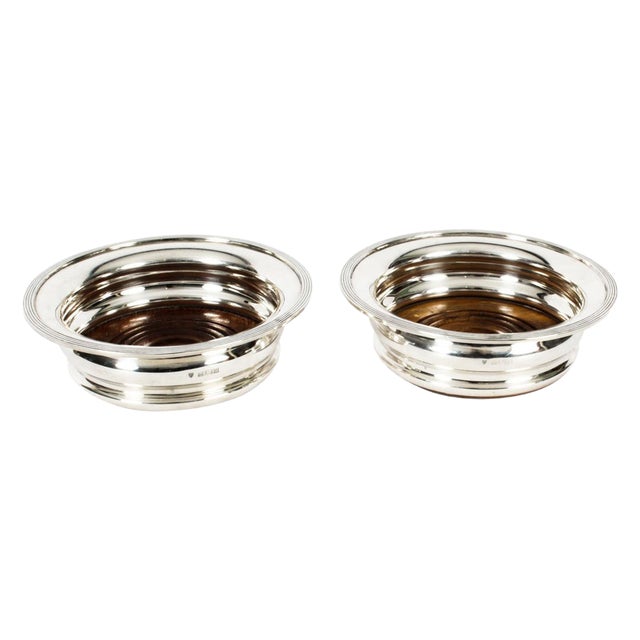 20th Century Circular Sterling Silver Coasters, Birmingham, 1972, Set of 2 For Sale