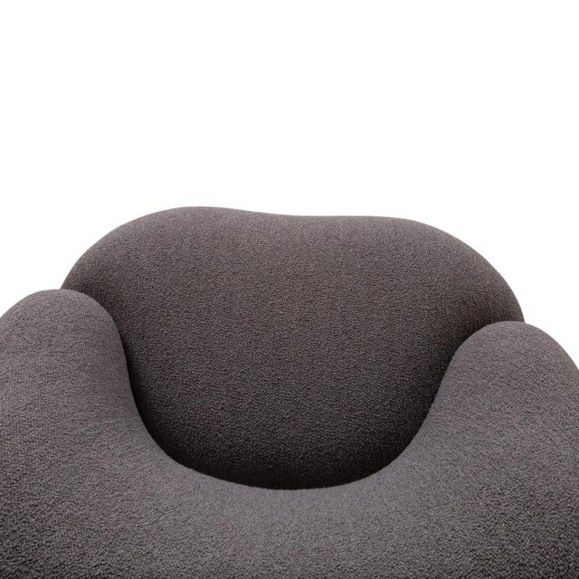 LC1 Lounge Chair in Grey Fabric from Tradition Margas For Sale - Image 5 of 13