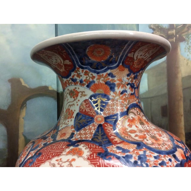 Antique Imari Vase, Meiji Period Floor Vase For Sale - Image 4 of 12