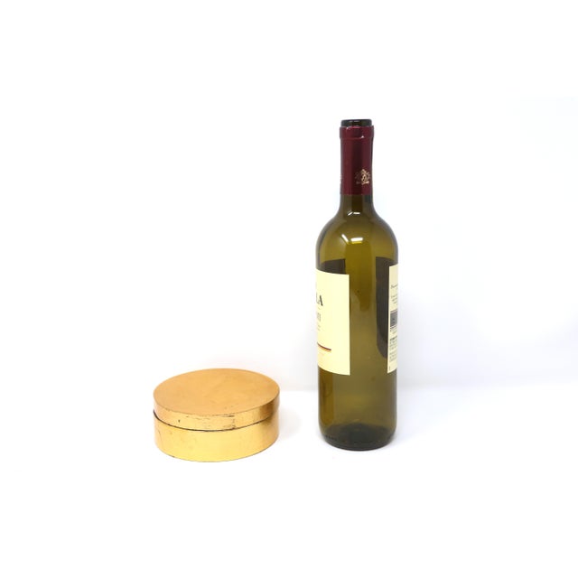 Gold Vintage Gold Leaf and Lacquer Beverage Coaster Set With Lidded Holder — Set of 7 For Sale - Image 8 of 8