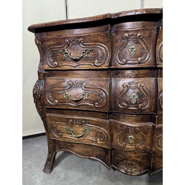 Louis XV Style Curved Tomb-Shaped Commode, 1920s For Sale - Image 4 of 5