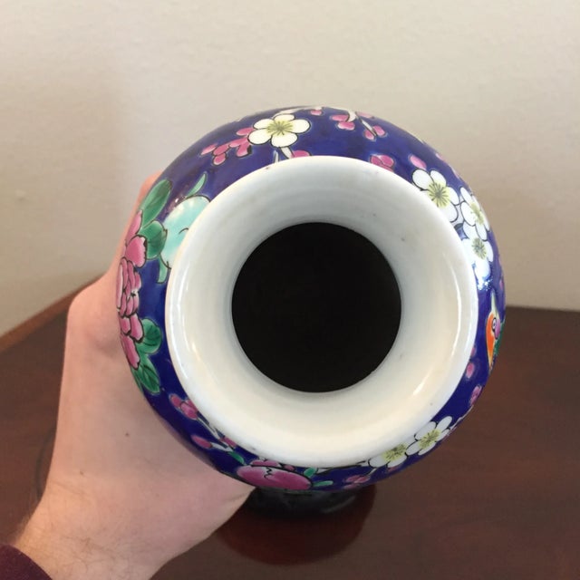 Early 20th Century Early 20th Century Japanese Painted Porcelain Vase With Wooden Base For Sale - Image 5 of 7