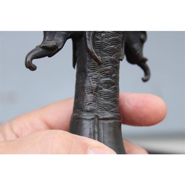 Antique Japanese Vase in Bronze with Elephants, 1700 For Sale - Image 12 of 16