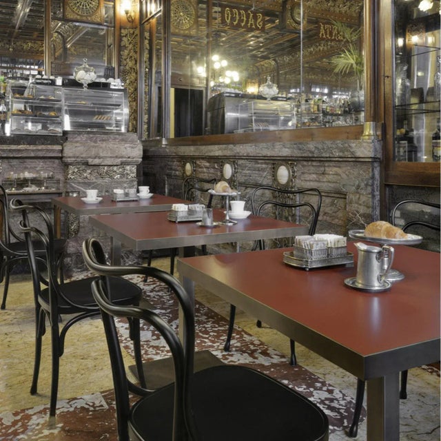 This stunning chair was designed by Adolf Loos in 1898 to furnish that renowned Cafa© Museum in Vienna. Its timeless...