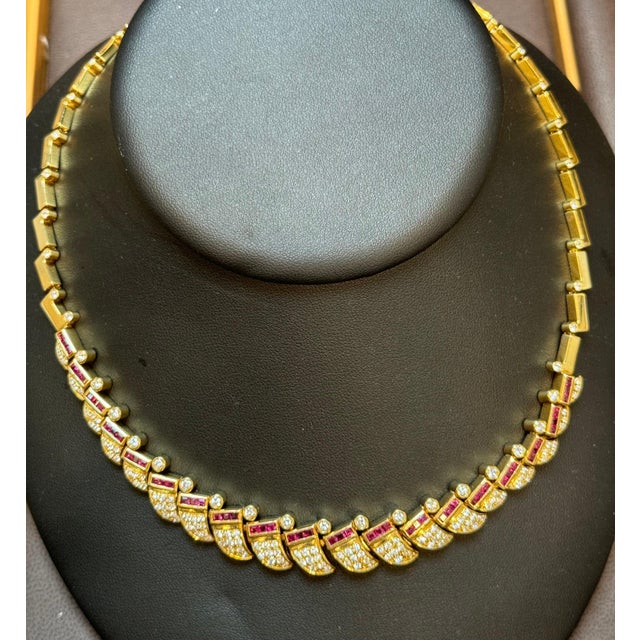 Contemporary Natural 3 Ct Ruby & 4 Ct Diamond Necklace 18 Karat Yellow Gold 75 Grams, 18 Inc For Sale - Image 3 of 18