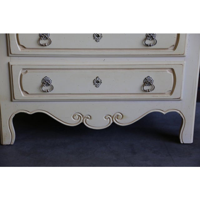 Carefully crafted of maple finished in the two tone Russet Top with Antique Ivory painted and glazed finish distressed by...