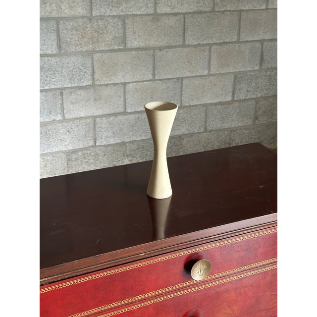 1950s Swedish Architectural Vase by Syco in Matte Ivory For Sale - Image 9 of 9