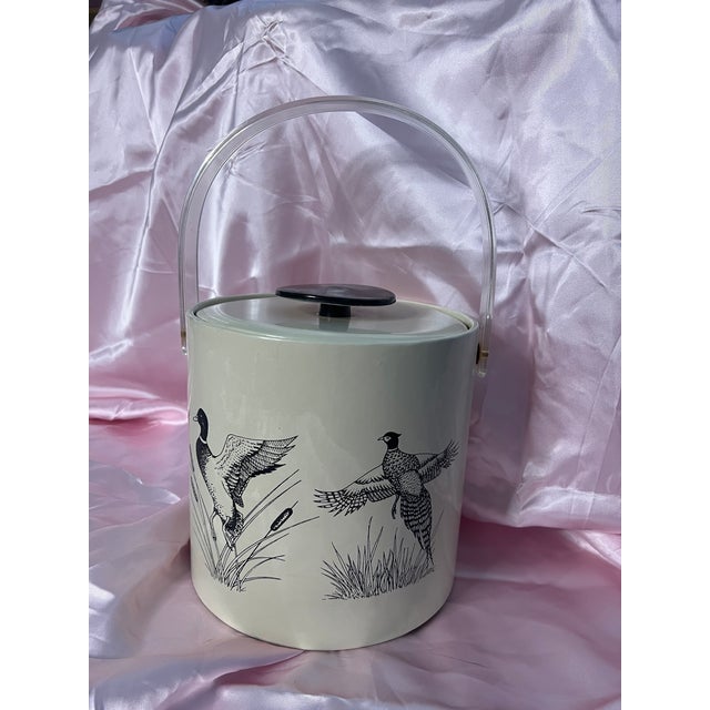 Cabin Vintage Duck Glasses With Matching Ice Bucket Set- 7 Pieces For Sale - Image 3 of 6