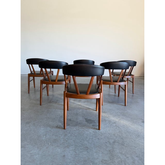 1960s 1960s Set of 6 Kai Kristiansen Style Danish Teak Mid Century Dining Chairs For Sale - Image 5 of 12