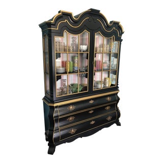 1960s Hollywood Regency Dorothy Draper for Henredon Viennese Collection China Cabinet For Sale