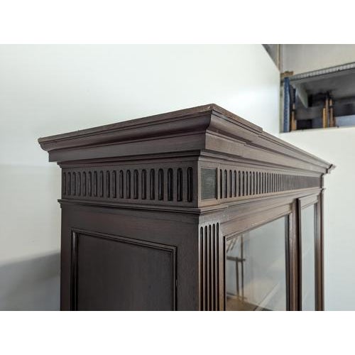 Louis XVI Display Bookcase For Sale - Image 4 of 9