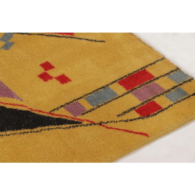 Vintage Turkish Zeki Müren Rug Pair With Bold Abstract Design - Rug & Kilim For Sale In New York - Image 6 of 10
