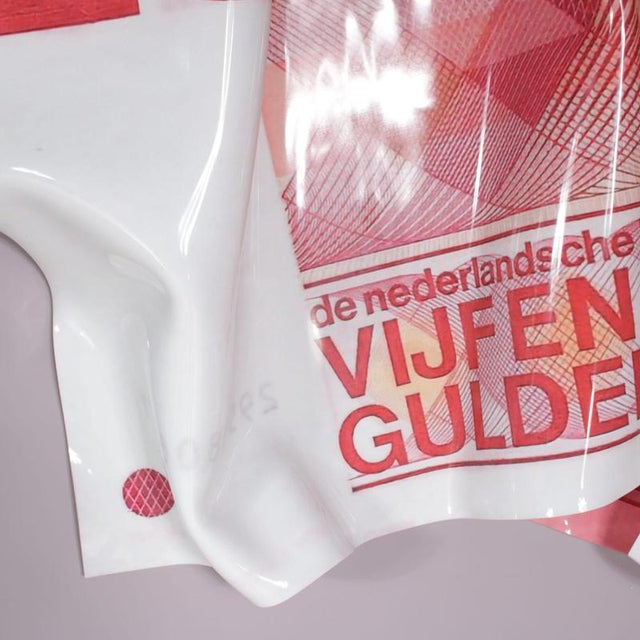 Contemporary After Paul Ruosso, 25 Gulden Art Piece, 2010, Plastic For Sale - Image 3 of 6