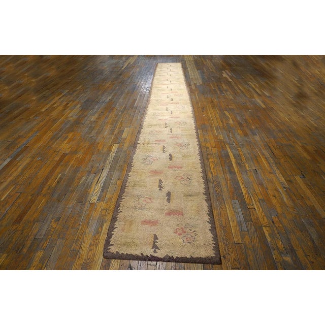 Mid-20th Century American Hooked Rug ( 3'2" x 18'3" - 97 x 556 ) This mid-20th-century American hooked long hallway runner...