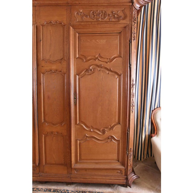 Large Baroque Cabinet with Carvings, 1770 For Sale - Image 3 of 8