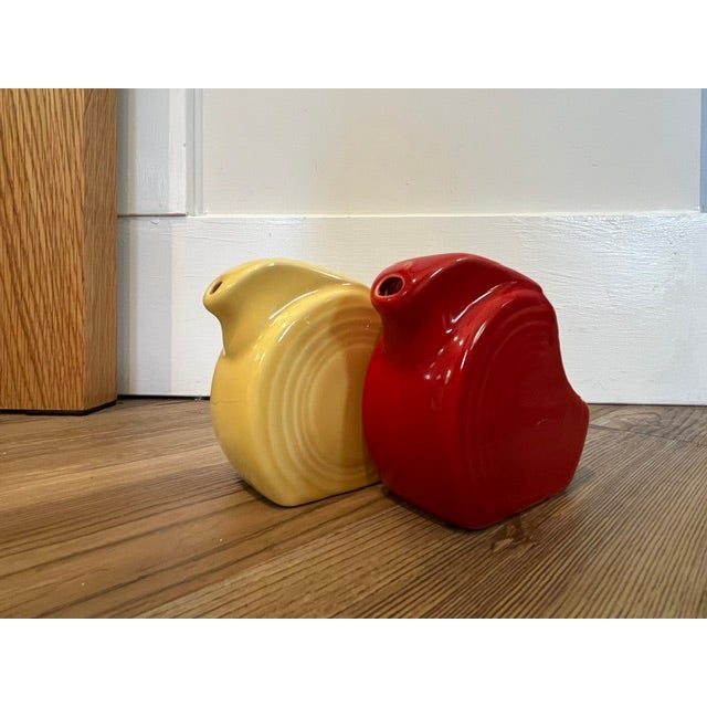 1980s Art Deco Fiesta Mini Disc Pitchers - Pair For Sale - Image 10 of 10