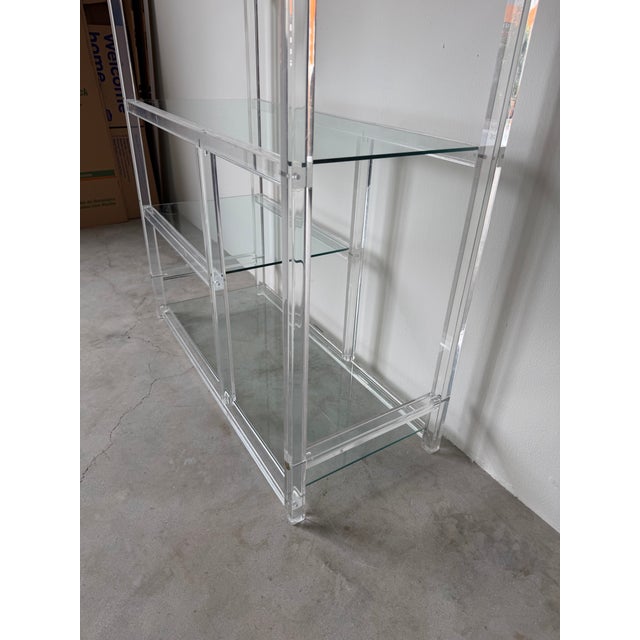 1960s Charles Hollis Jones–Style Six-Tier Lucite & Glass Étagère For Sale In Miami - Image 6 of 11