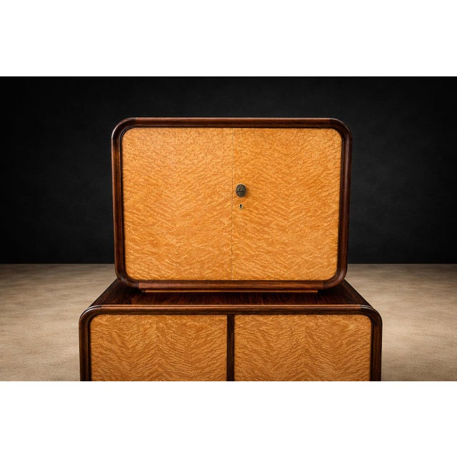 Mid-Century Bar Cabinet in Brazilian Rosewood With Mirrored & Glass Interior, Brazil, 1960s For Sale - Image 10 of 15