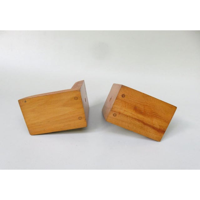 Fish Bookends in Bronze Black & Teak in the style of Walter Bosse, 1950s, Set of 2 For Sale - Image 17 of 18